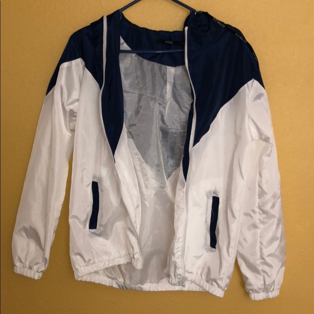 Wind Breaker